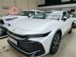 تۆیۆتا كراون سێگنیا